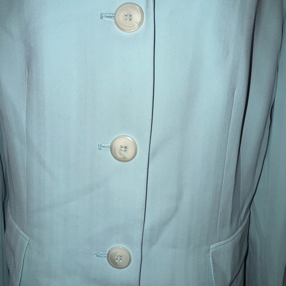 Kasper Women's Soft Blue Blazer - Picture 2 of 7